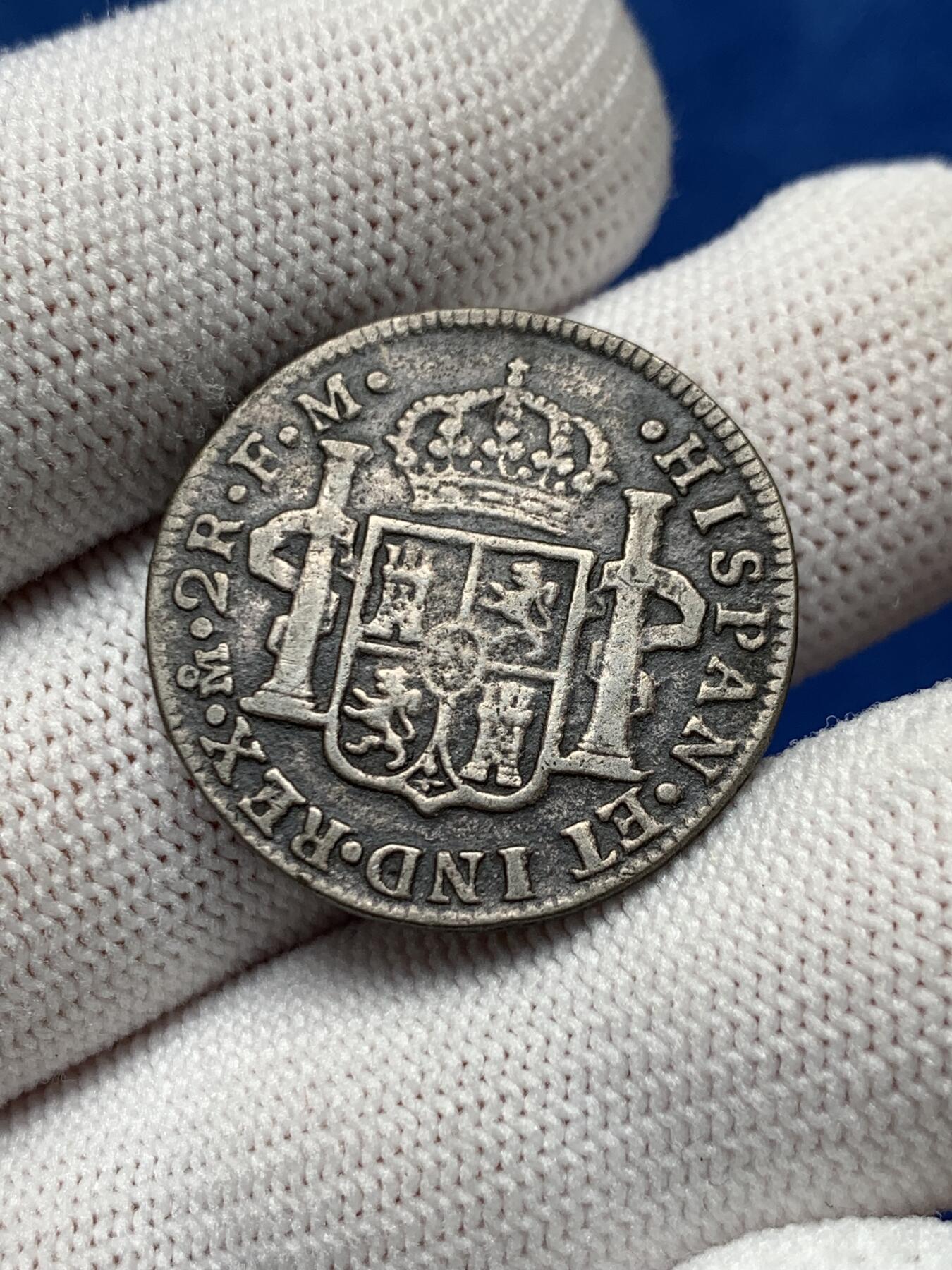 《竞宝斋》第276场- 周日，周一 2场连拍 （全场包邮） 墨西哥1800年双柱2R小银币