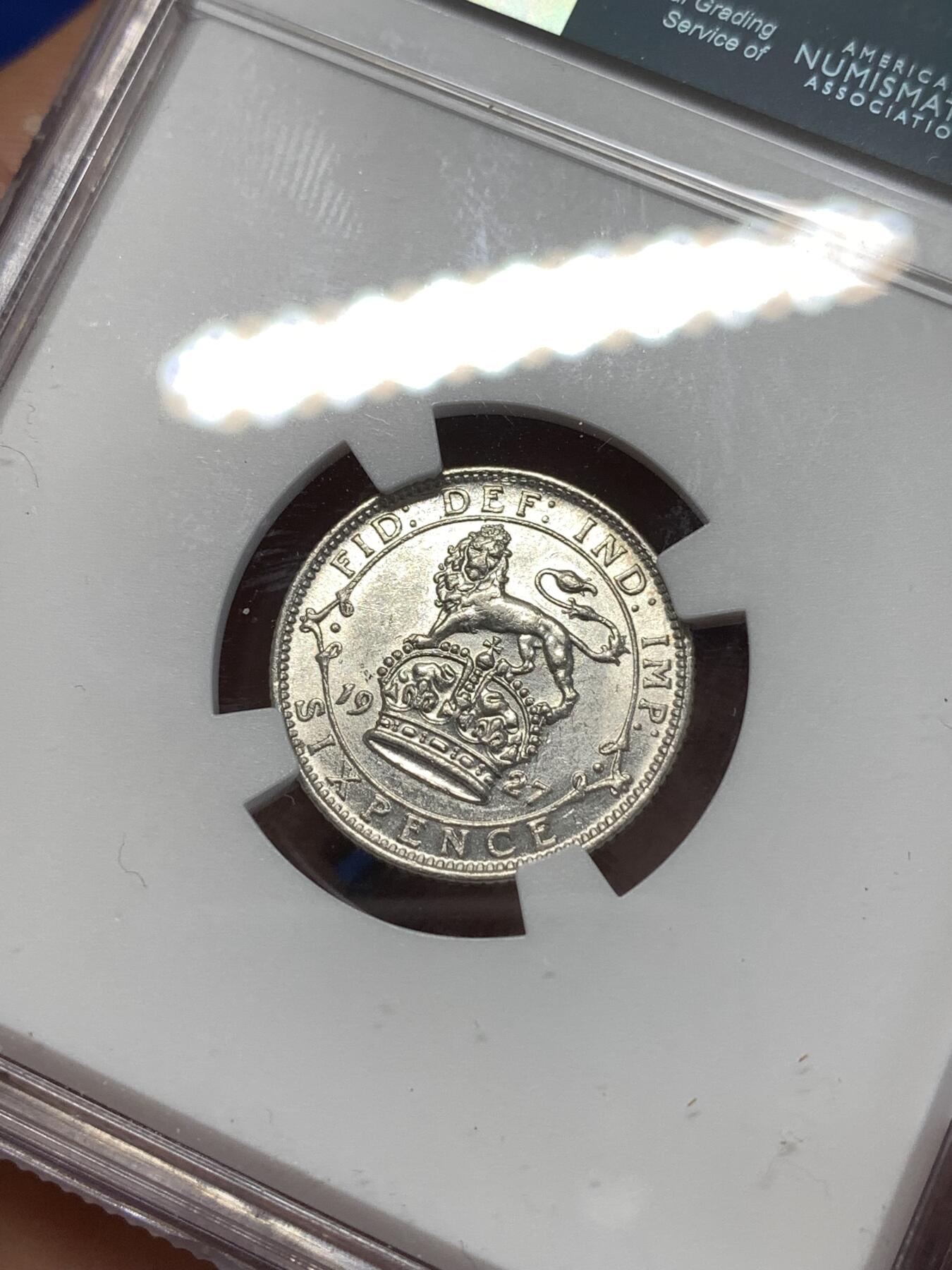 《竞宝斋》第276场- 周日，周一 2场连拍 （全场包邮） NGC AU55 英国1927年乔治五世6便士银币