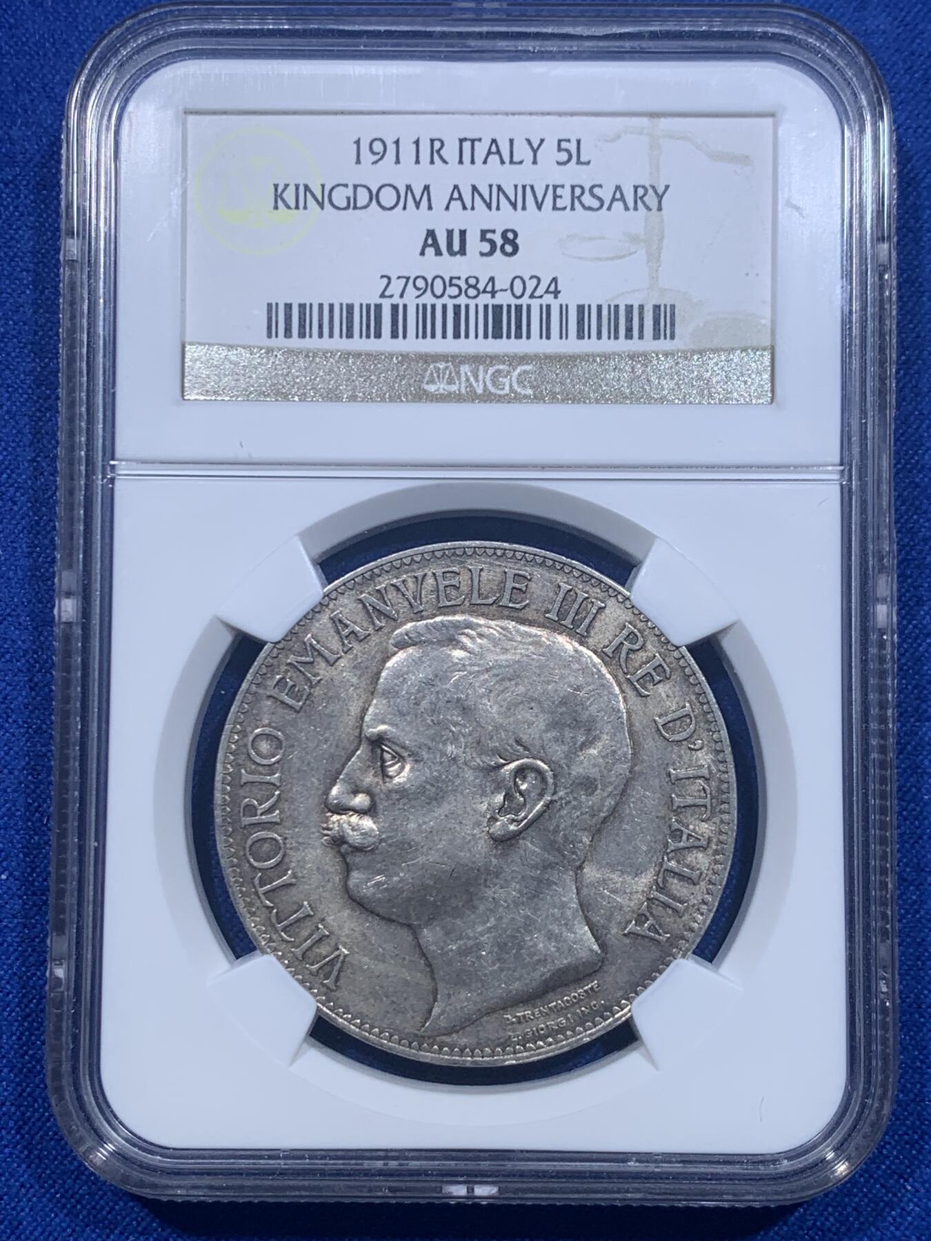 《竞宝斋》第276场- 周日，周一 2场连拍 （全场包邮） NGC AU58 意大利1911年建国5里拉 经典大托奶 光度很好 老盒状态不错 58的性价比极高