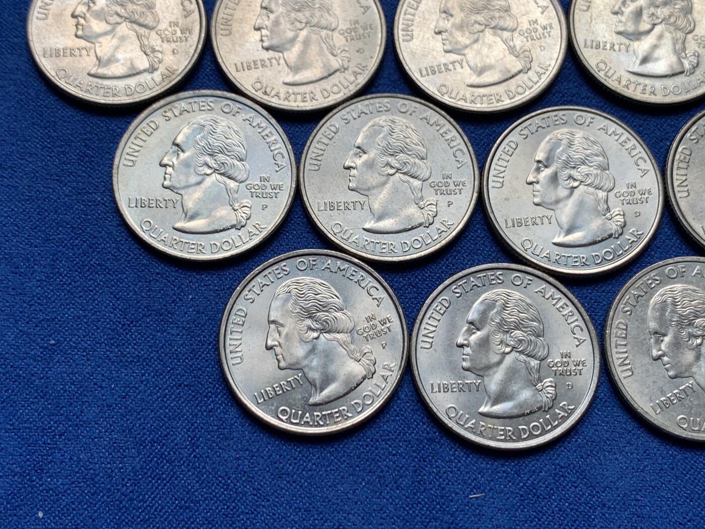 《竞宝斋》第276场- 周日，周一 2场连拍 （全场包邮） 17枚一组 美国2000年25美分纪念币 美国不同州国家公园