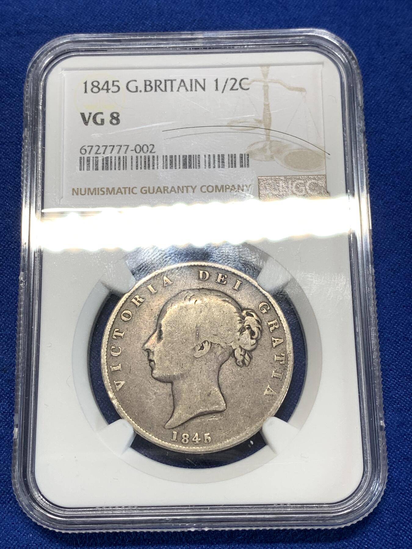 《竞宝斋》第276场- 周日，周一 2场连拍 （全场包邮） NGC VG8 英国1845年维多利亚年轻头像半克朗 小特年 淳熟的流通状态 无伤无划无磕碰 高分很贵