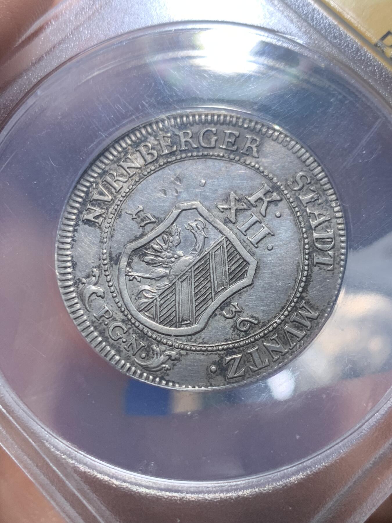 《竞宝斋》第276场- 周日，周一 2场连拍 （全场包邮） ANACS小黄盒 德国 1736 纽伦堡 12克鲁泽银币  非常少的品种