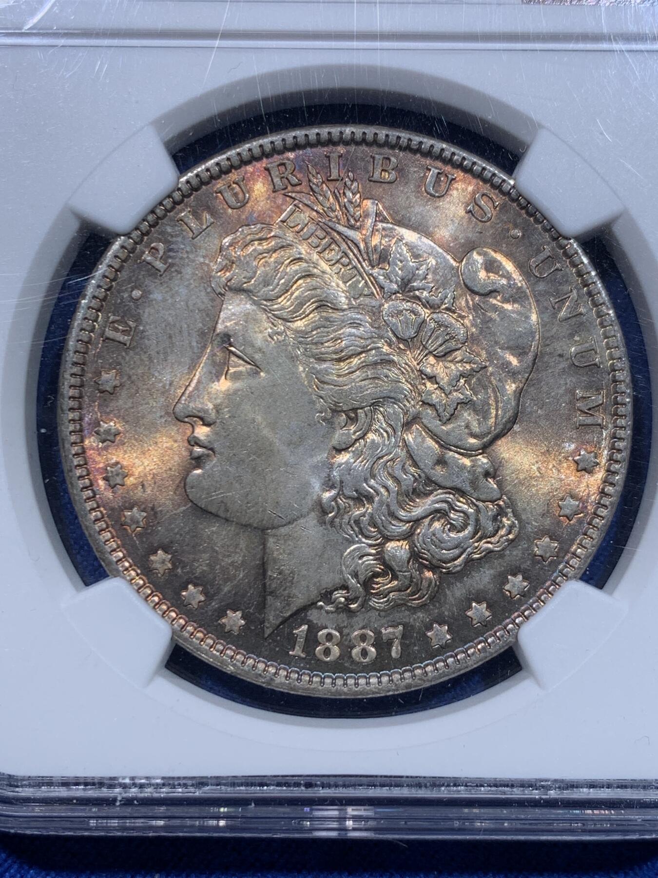 《竞宝斋》第276场- 周日，周一 2场连拍 （全场包邮） NGC MS64 美国1887年摩根银币 五彩包浆 非常漂亮