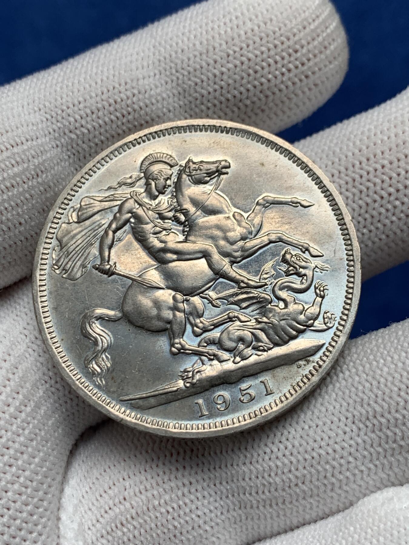 《竞宝斋》第276场- 周日，周一 2场连拍 （全场包邮） 两枚一组 英国 1951 乔治六世马剑克朗（5先令） 镍马剑