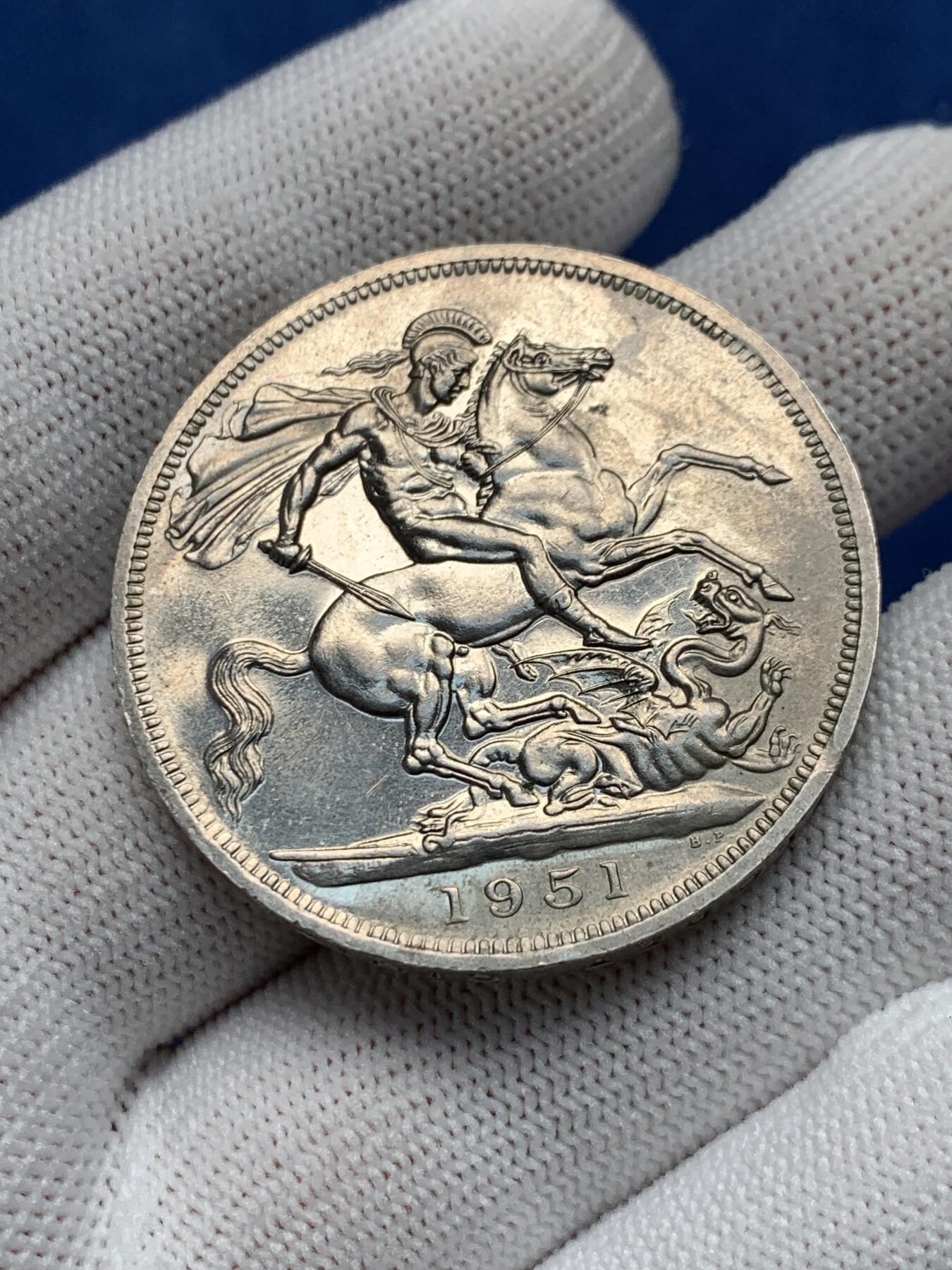 《竞宝斋》第276场- 周日，周一 2场连拍 （全场包邮） 两枚一组 英国 1951 乔治六世马剑克朗（5先令） 镍马剑