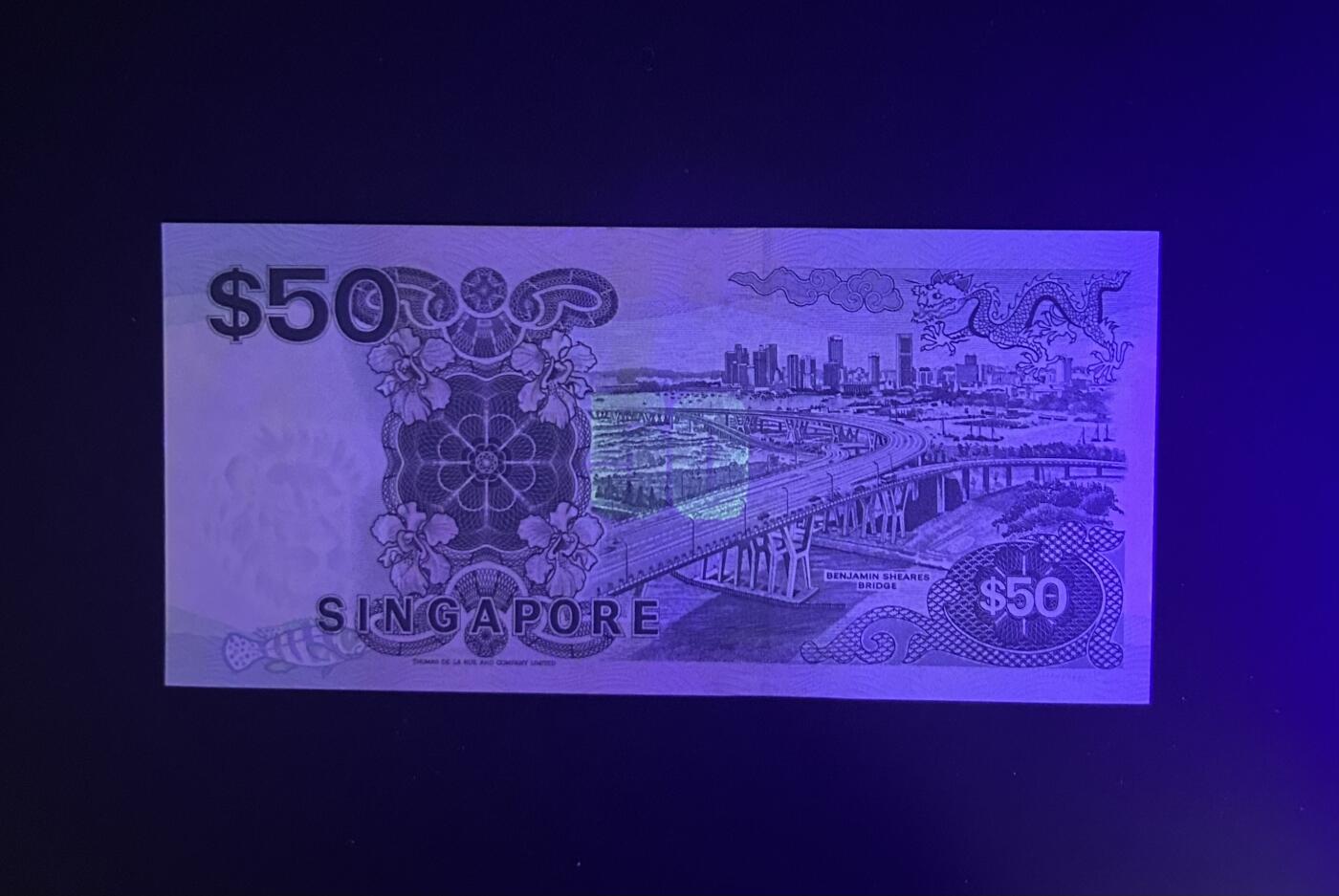 【丑猫0612】今晚7点整 97年新加坡船50unc(p-36)