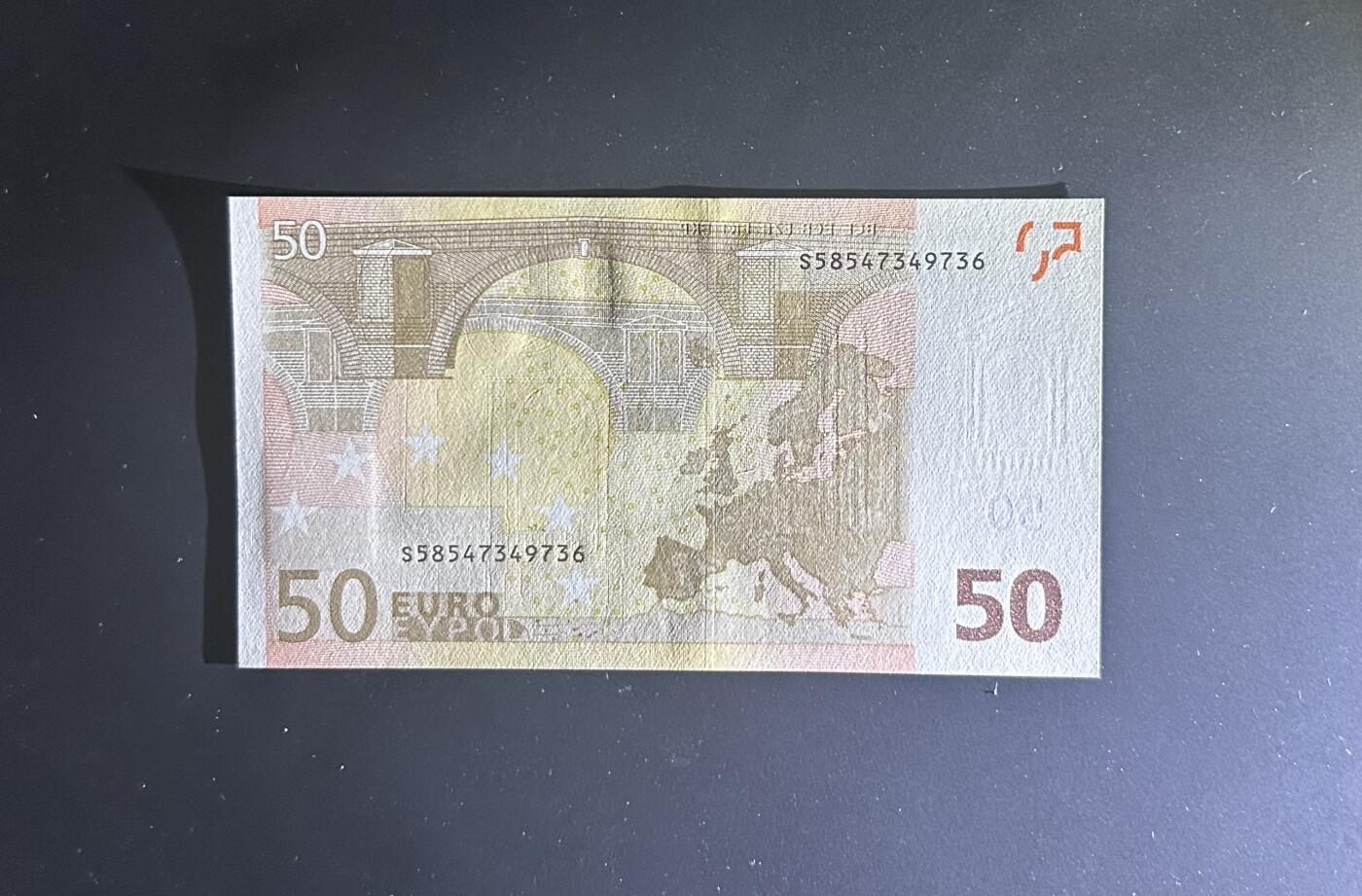 【丑猫0612】今晚7点整 02年三签50欧unc