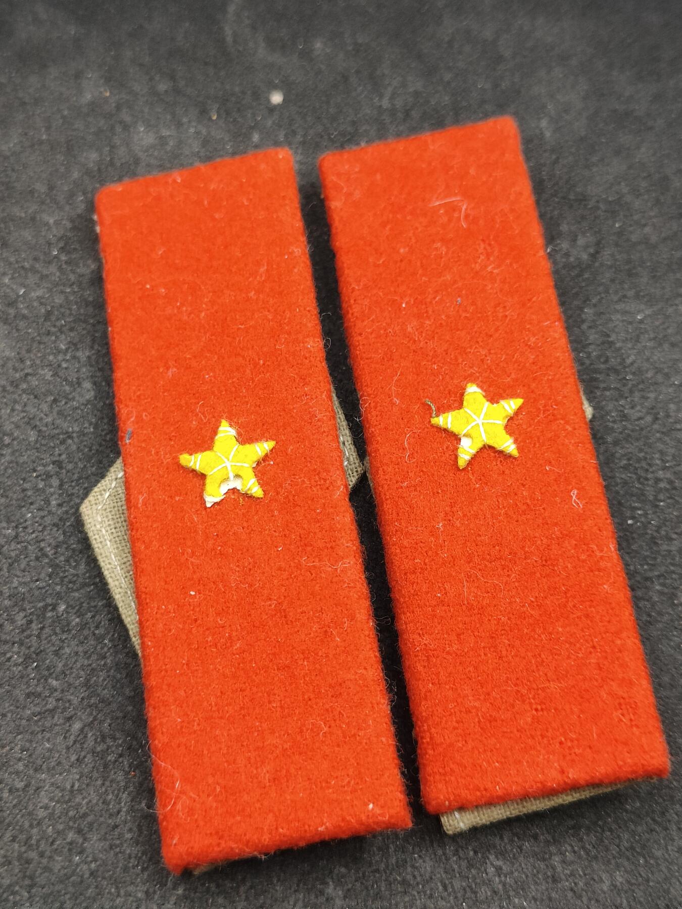 全场0元起拍 第163期 咸鱼国勋章拍卖专场 6月9日（周日）下午6：00开始 原品 陆 昭五式二等兵肩章