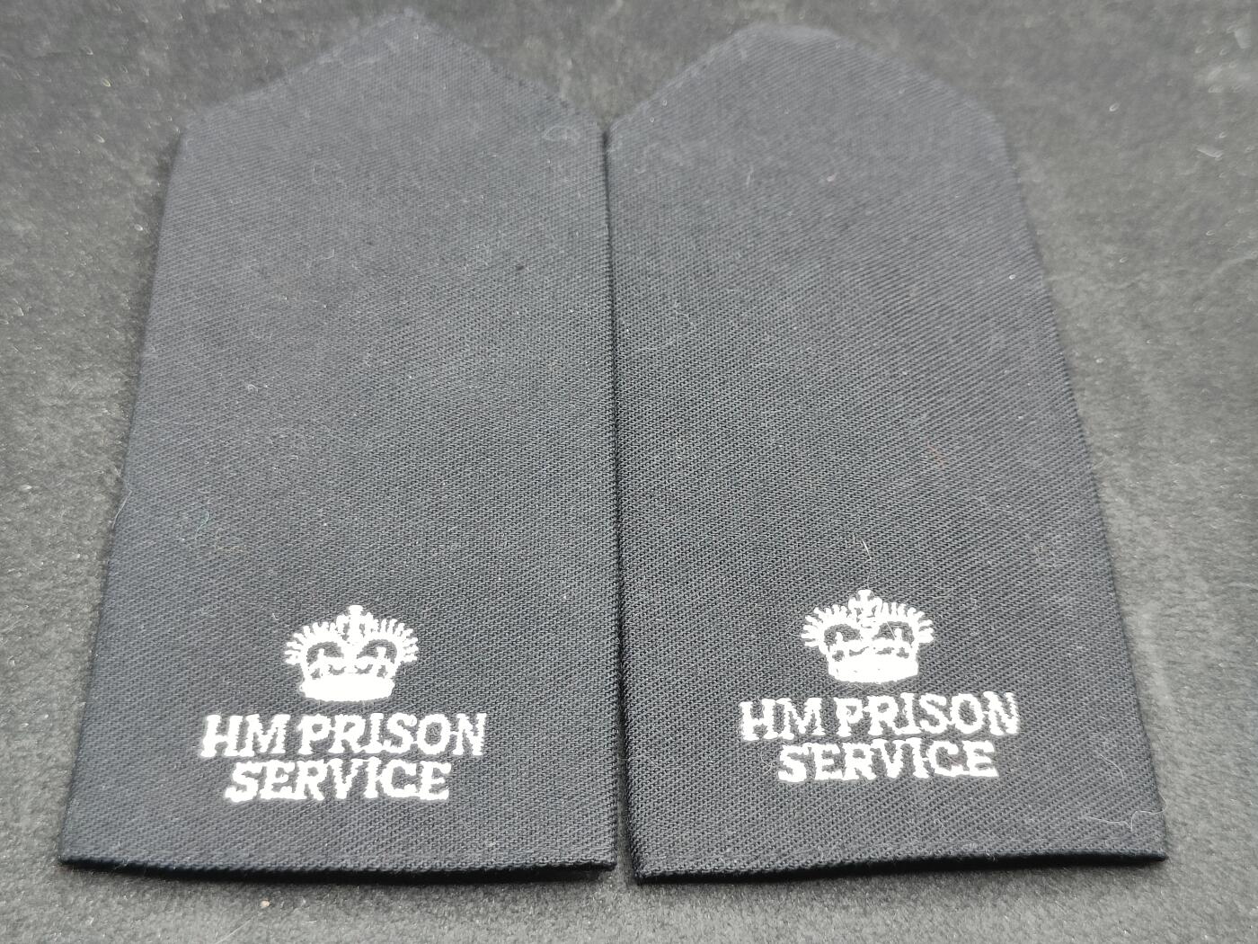 全场0元起拍 第163期 咸鱼国勋章拍卖专场 6月9日（周日）下午6：00开始 英国狱警肩章