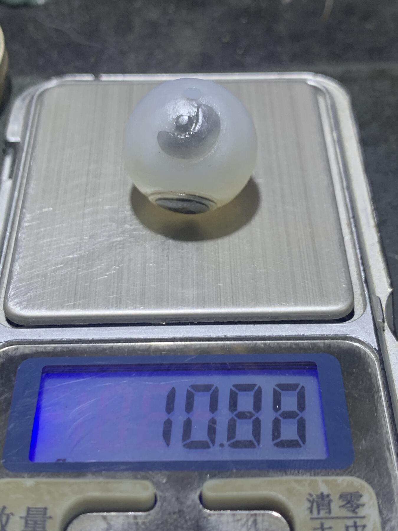 精美高玉化亚光海洋玉髓手工俏色巧雕钱币元宝随形2.0圆珠一个