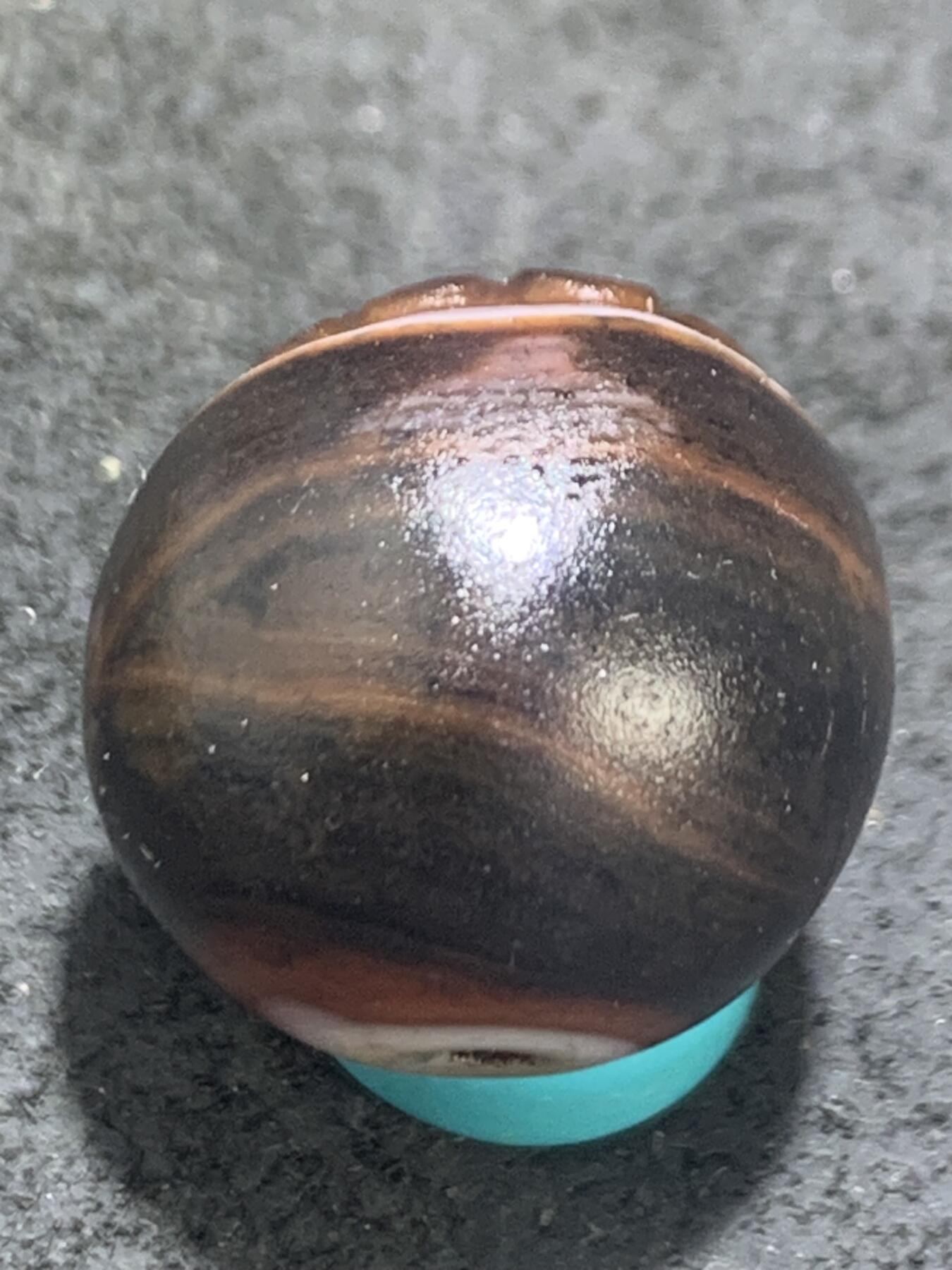 精美缠丝玛瑙雕刻太阳花随形珠一颗，