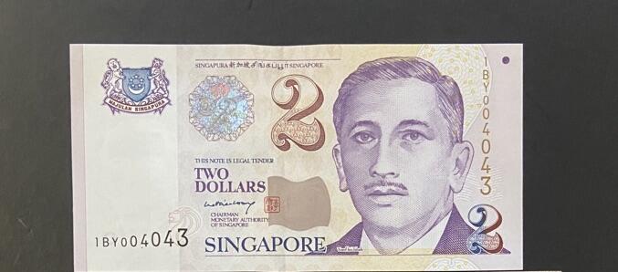 【炜奕收藏】旧币纪念币专场，0佣金，第六期 新加坡UNC-品相纸币1张，稀少纸质版非塑料钞