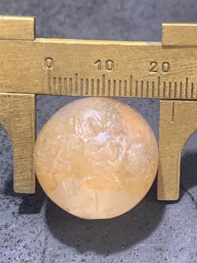 精美冰飘糖心料战国红玛瑙手工雕刻禅字随形珠一颗！ 精美冰飘糖心料战国红玛瑙手工雕刻禅字随形珠一颗！