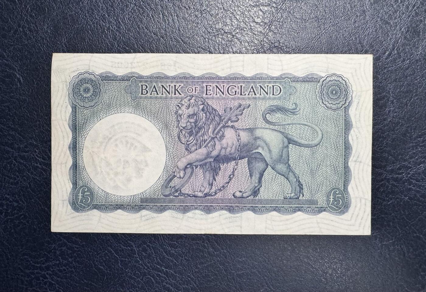 收藏联盟Quantum Auction 第351期拍卖  英国1961-63年5镑 非全新 品相如图  号码全程无47 帝国女神
