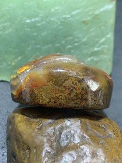 精美亚光冰飘冻料草花纹战国红玛瑙手工俏色巧雕金蟾吊坠（把件）一个 精美亚光冰飘冻料草花纹战国红玛瑙手工俏色巧雕金蟾吊坠（把件）一个