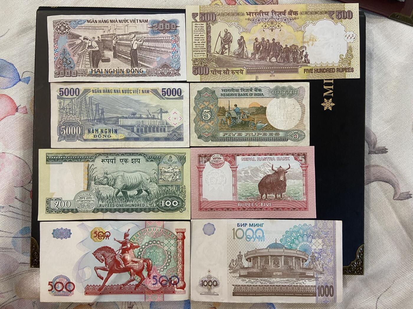 【炜奕收藏】旧币纪念币专场，0佣金，第六期 亚洲流通好品纸币8张