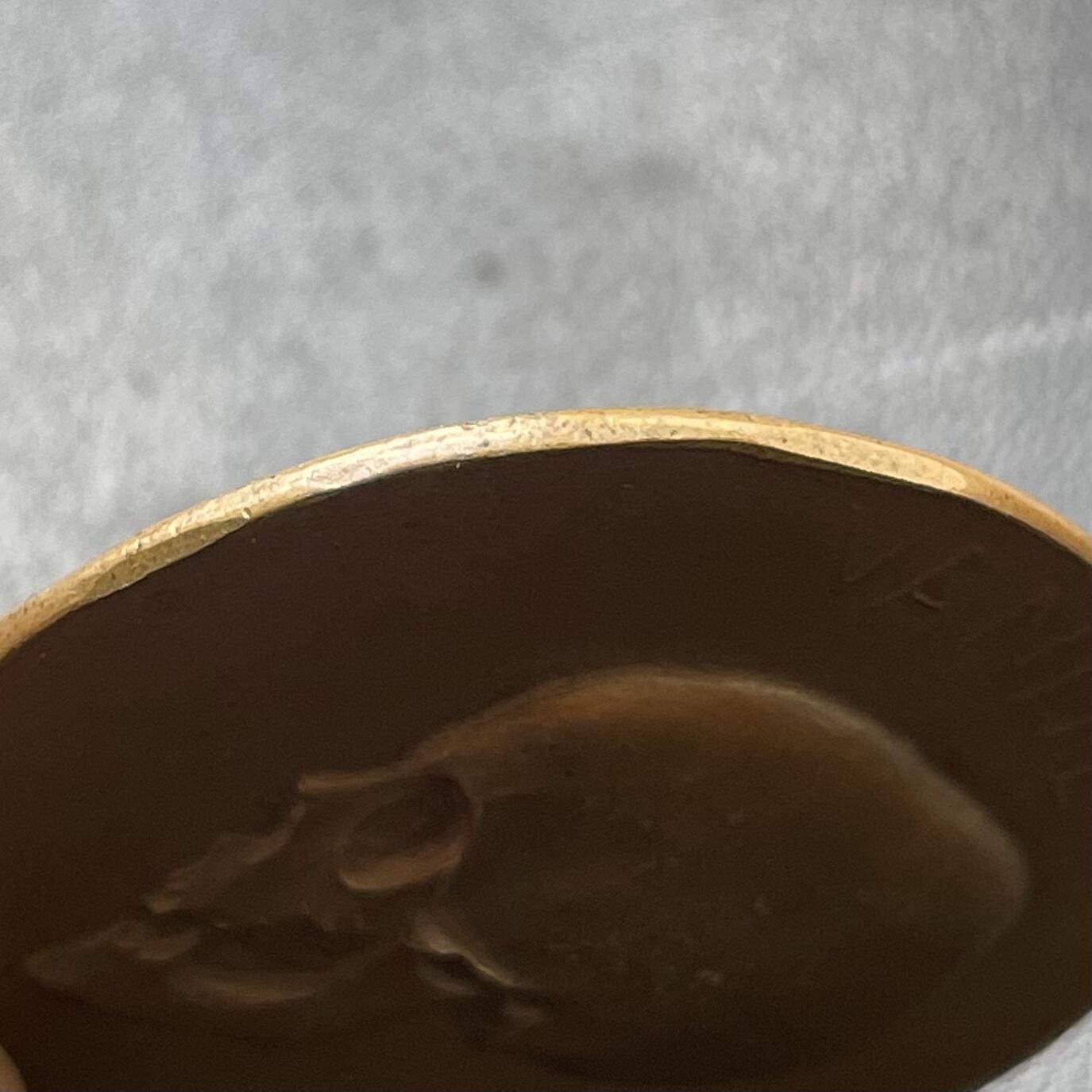 「木头集藏」章牌专场-第42期 “虚荣心”小铜章  直径：40 mm