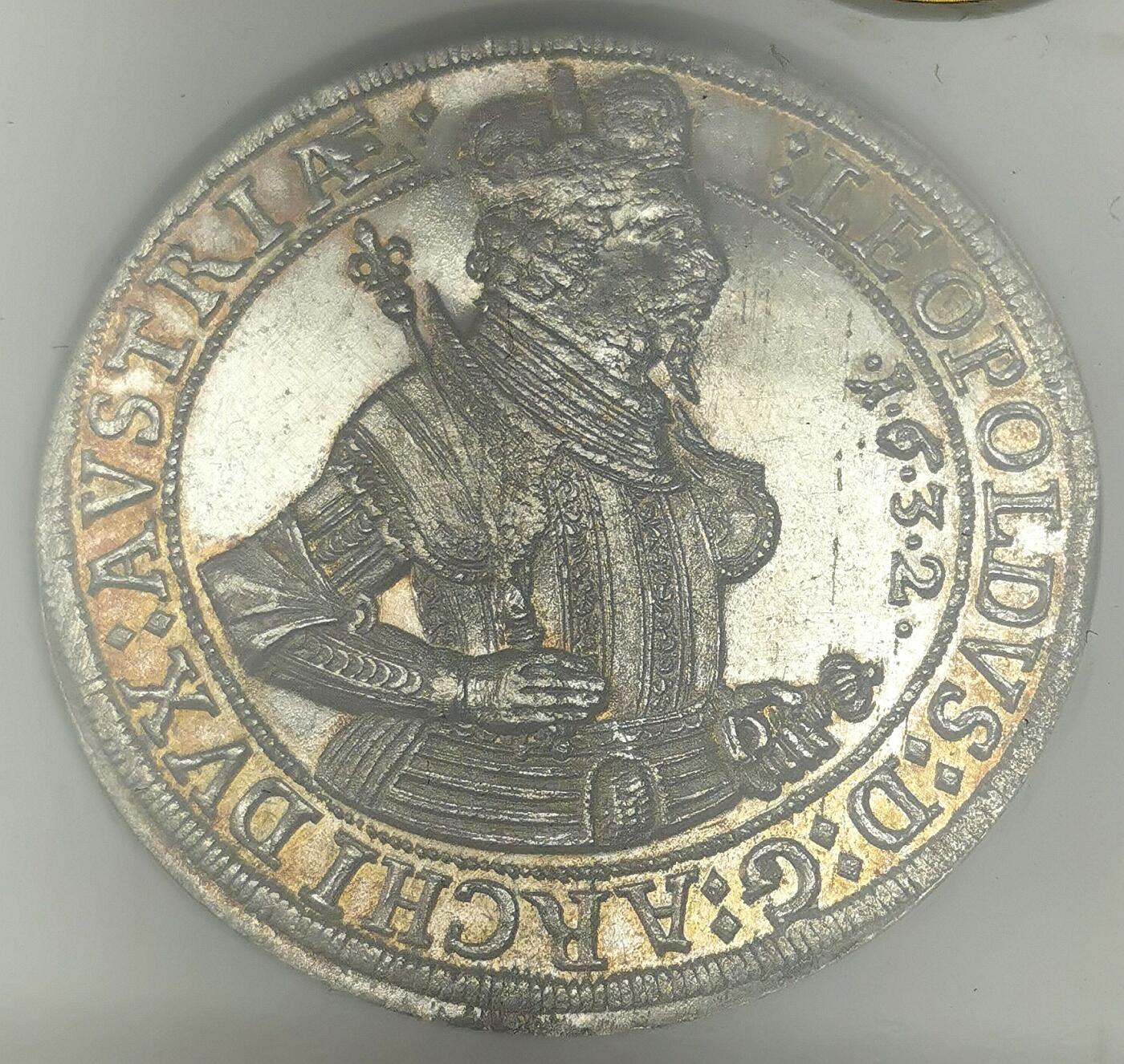 凡希社世界钱币微拍第二百七十二期 荐！1632神圣罗马帝国上奥地利利奥波德五世戎装像泰勒大银NGC-MS63