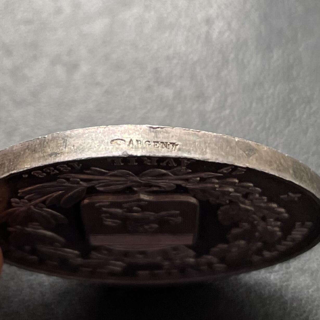 「木头集藏」章牌专场-第42期 Barre～法国里昂公民社会银章 直径：35mm ，15.5 g，边铭：手指 ARGENT （1845-1860年）
