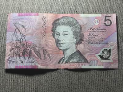 一百四十七拍 六月第3拍 纸币专场  - 6.3.190澳大利亚5元塑料钞