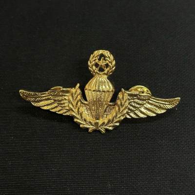 老王徽章第四十三期 - 乌干达空军高等跳伞技能等级证章.阿明时期