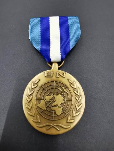 老王徽章第四十三期 - 联合国维和奖章（联萨观察团）   具体介绍看截图