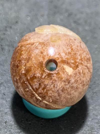 精美满冰飘糖心料亚光战国红玛瑙手工巧雕无相佛随形圆珠一个 精美满冰飘糖心料亚光战国红玛瑙手工巧雕无相佛随形圆珠一个