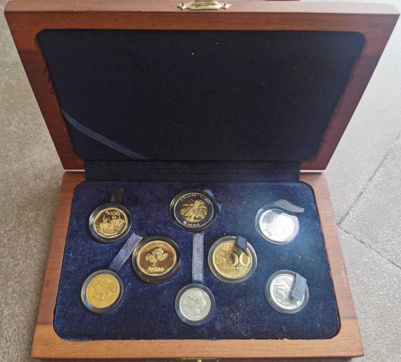 印度尼西亚1992-1999年精制套币 大全套 proof set 