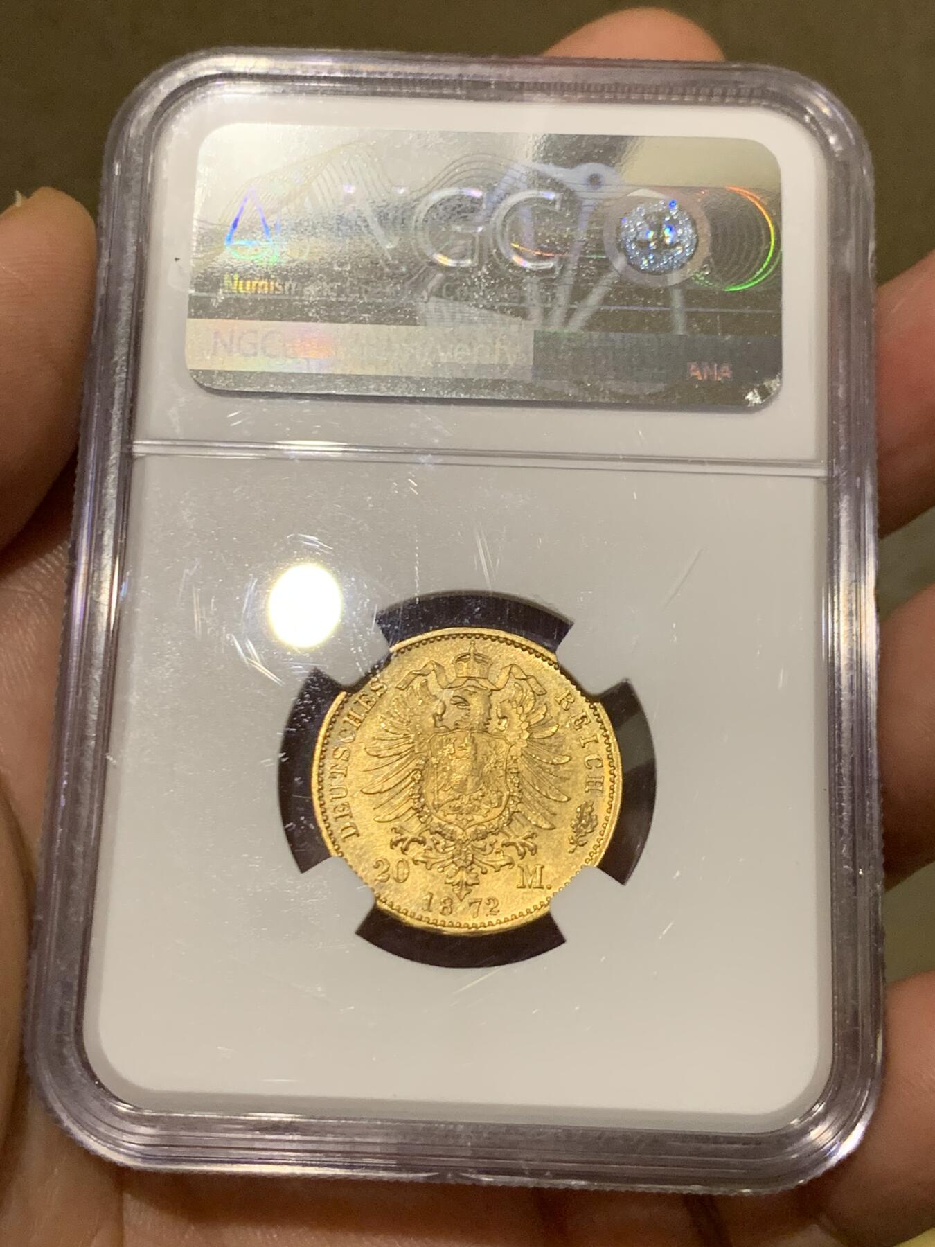 《竞宝斋》第277场- 周日，周一 2场连拍 （全场包邮） 亚军分  NGC MS65 德国 1872 巴伐利亚路德维希二世短翅20马克金币 发行量比1873少了将近一半  流通短翅金马克 中难点