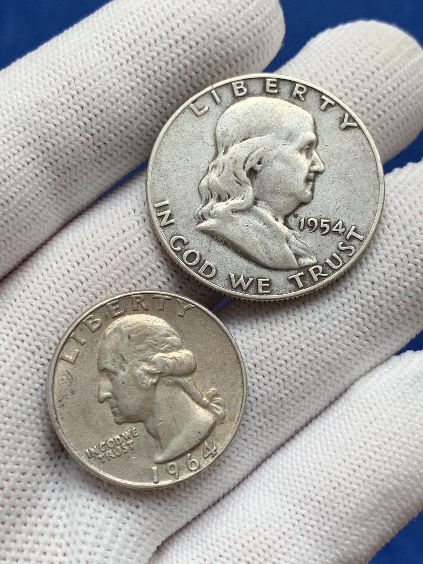 《竞宝斋》第277场- 周日，周一 2场连拍 （全场包邮） 两枚一组 美国两兄弟 1954年富兰克林50美分银币+1964年华盛顿25美分银币