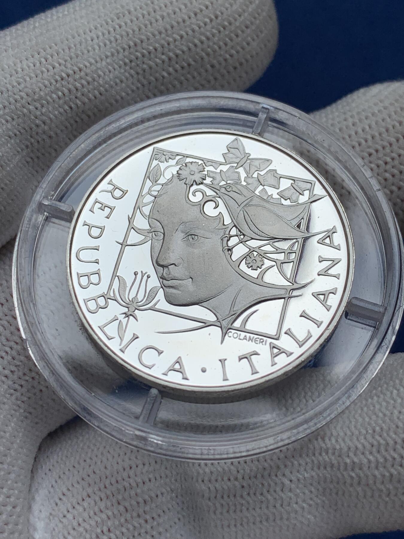 《竞宝斋》第277场- 周日，周一 2场连拍 （全场包邮） 5枚一组 意大利花神与动物精制银币 1000里拉1枚+500里拉3枚+200里拉1枚 4盒4证 835银