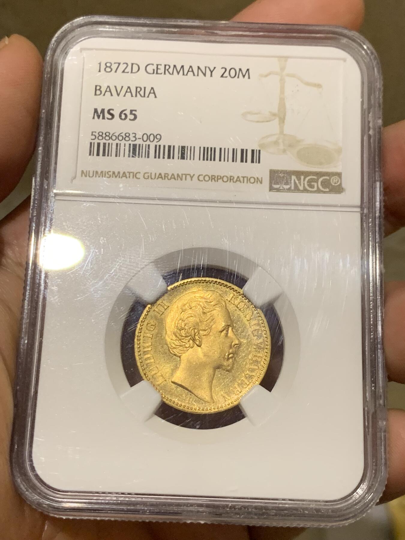 《竞宝斋》第277场- 周日，周一 2场连拍 （全场包邮） 亚军分  NGC MS65 德国 1872 巴伐利亚路德维希二世短翅20马克金币 发行量比1873少了将近一半  流通短翅金马克 中难点