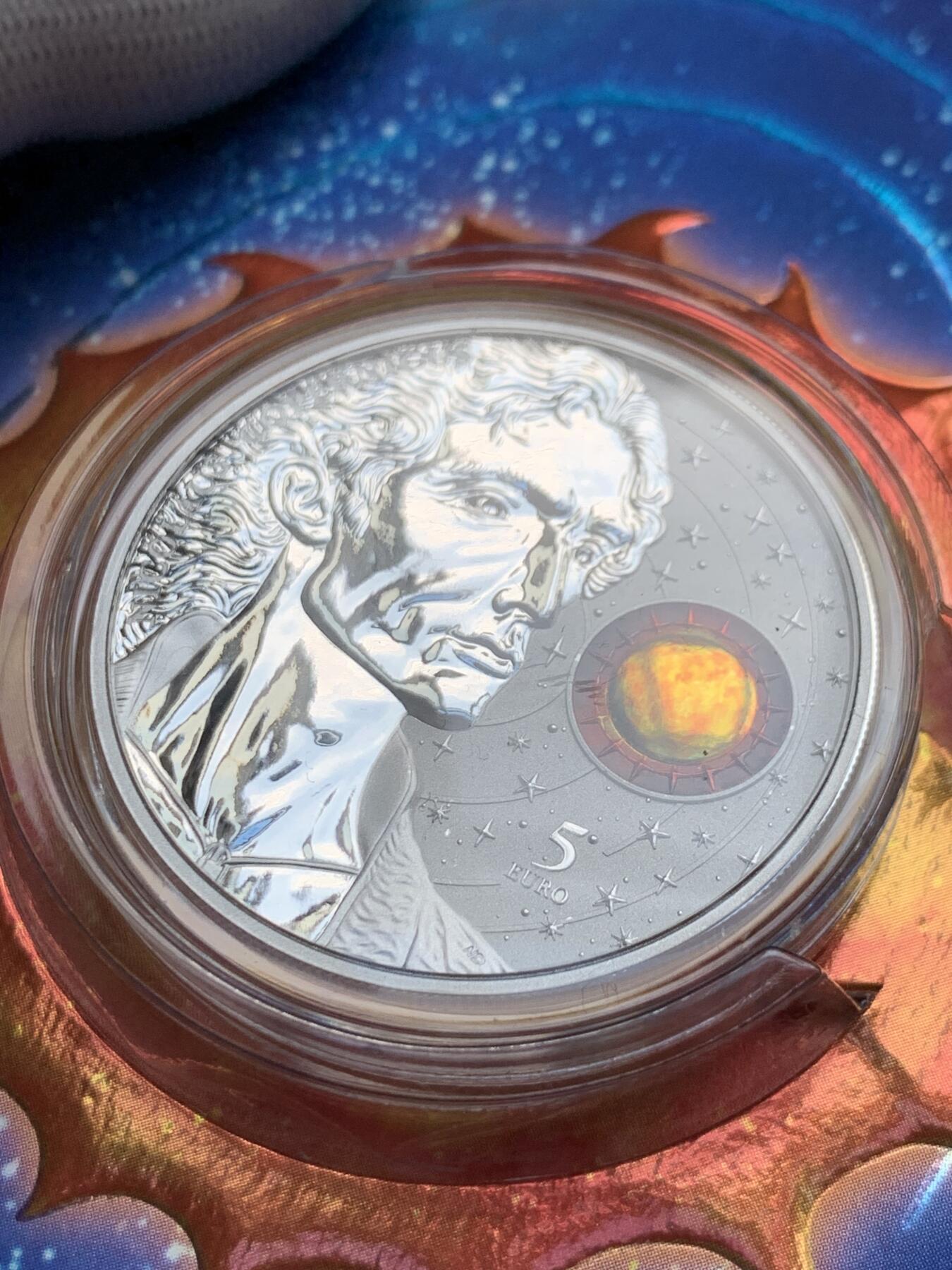 《竞宝斋》第277场- 周日，周一 2场连拍 （全场包邮） 马耳他2023年天文学家哥白尼诞辰550周年5欧彩银币 德国铸币厂代工 限量15000枚 卡册 精制币 1盎司 999银 38.61mm