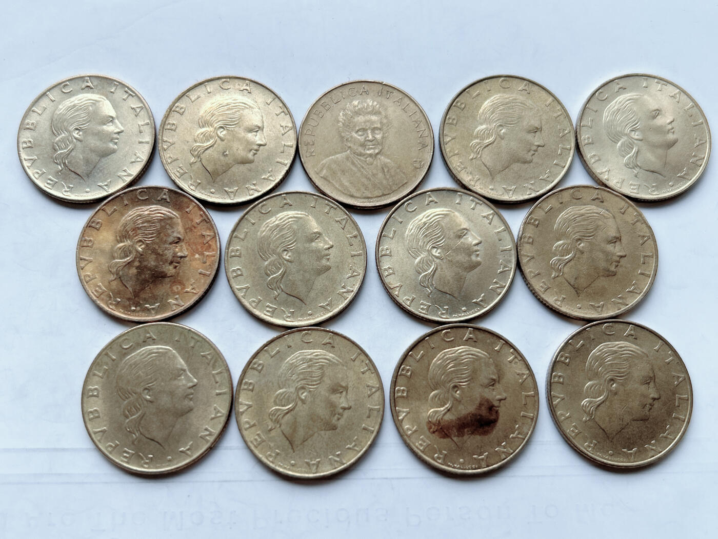 第一海外回流一元起拍收藏 散币专场 第95期 意大利200里拉黄铜币 13枚