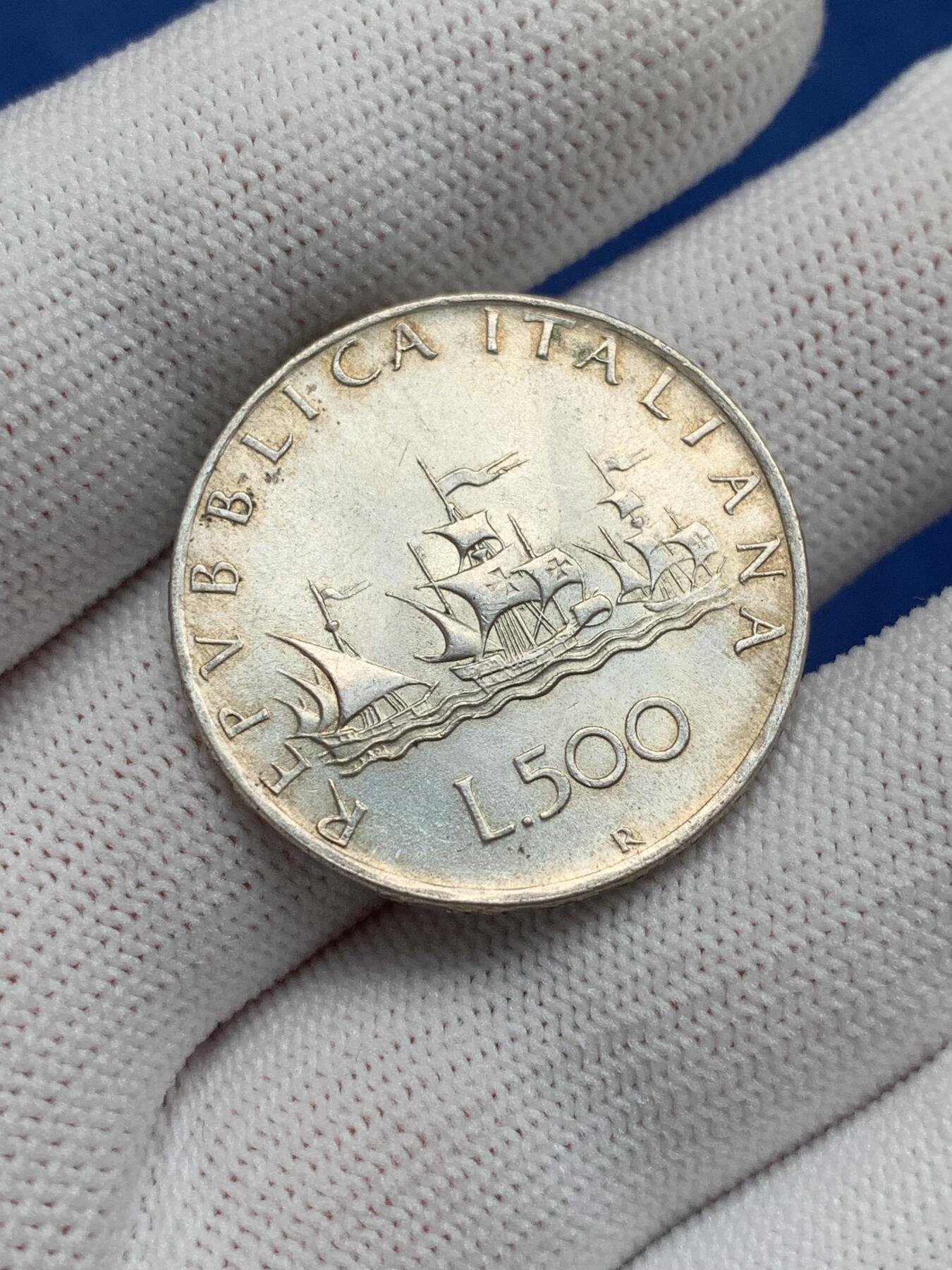 《竞宝斋》第277场- 周日，周一 2场连拍 （全场包邮） 两枚一组 意大利美女帆船500里拉银币 未使用品