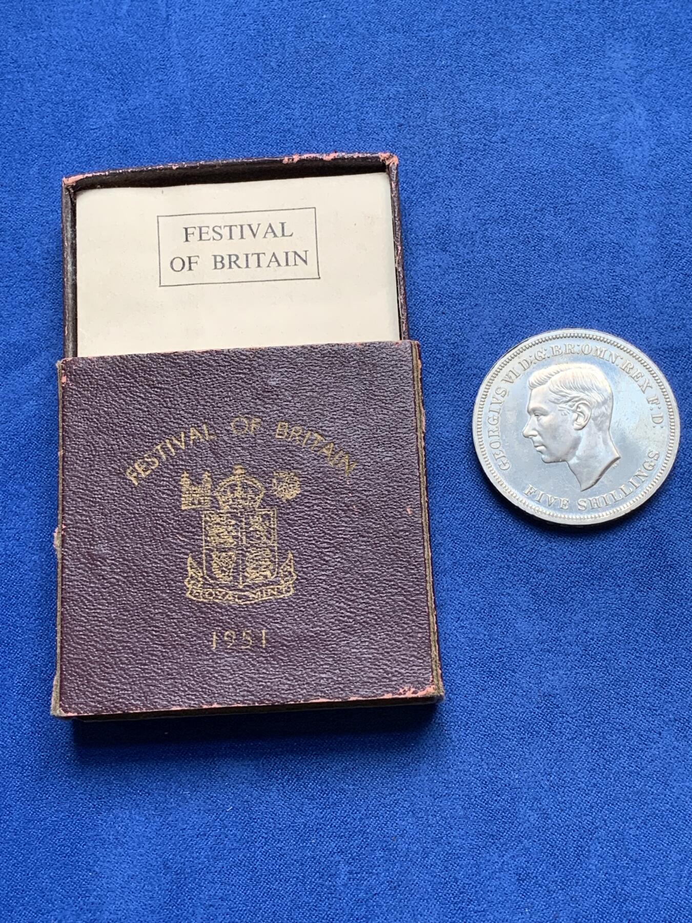 《竞宝斋》第277场- 周日，周一 2场连拍 （全场包邮） 英国 最后的 镍马剑 1951 红盒带证书 细节见图