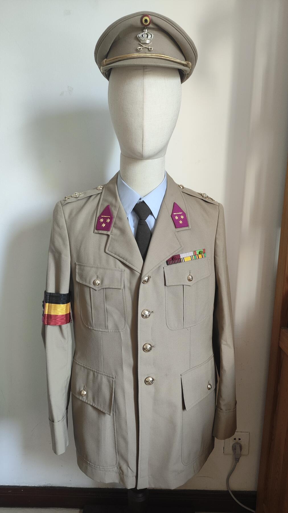 2024第七次拍卖 比利时浅色常服衣裤帽