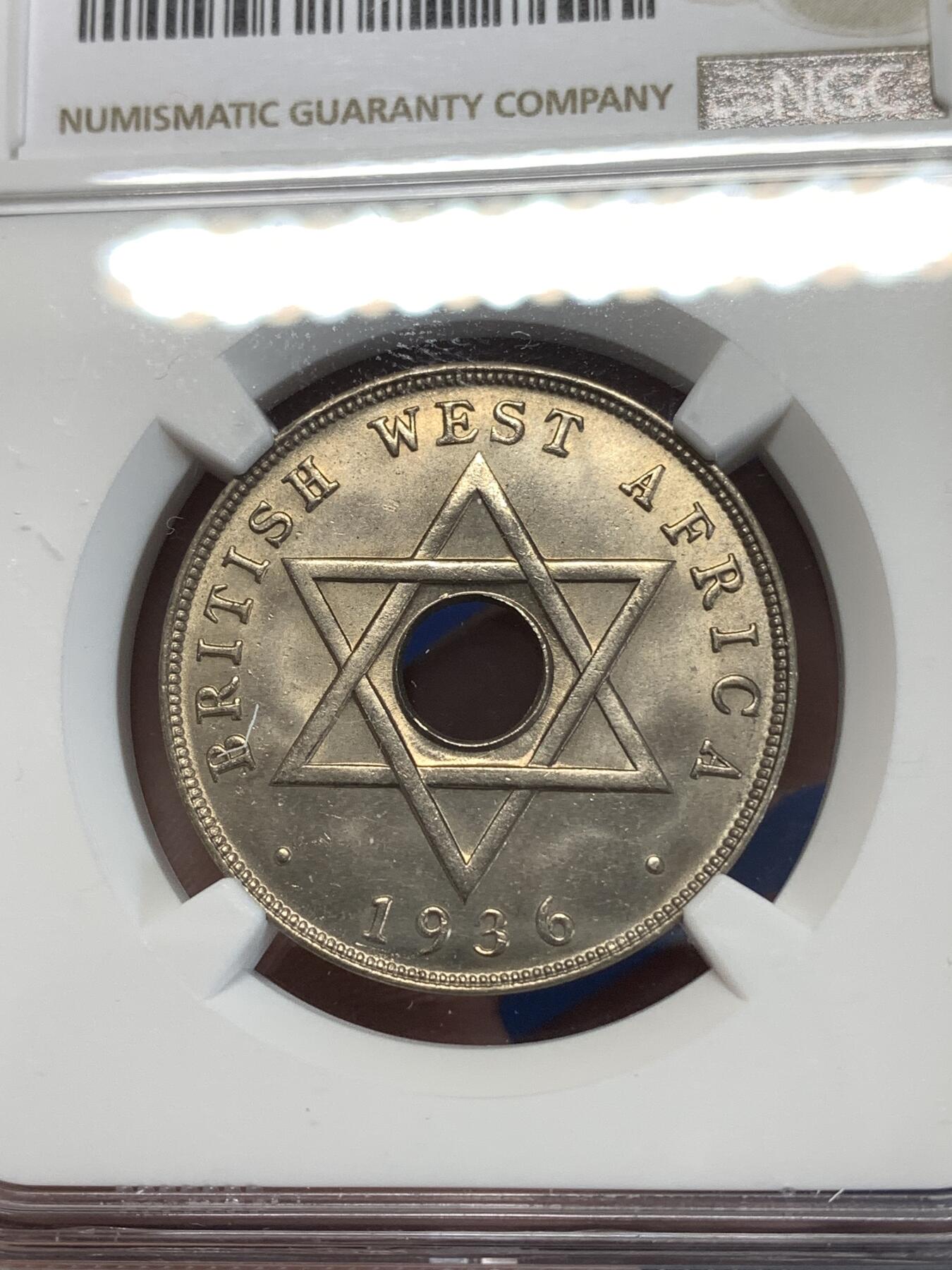 《竞宝斋》第277场- 周日，周一 2场连拍 （全场包邮） NGC MS63 1936H 英属东非 1便士 爱德华八世 正反面都有犀利转光 币面很大 严评 品相不错低评了 六芒星图案很有特色