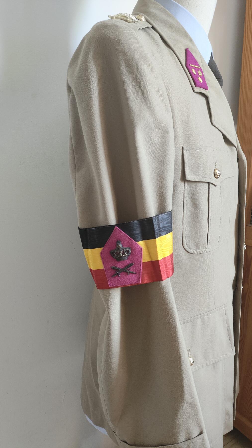 2024第七次拍卖 比利时浅色常服衣裤帽