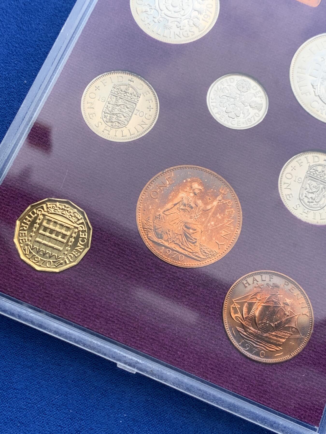 《竞宝斋》第277场- 周日，周一 2场连拍 （全场包邮） 英国伊丽莎白二世1970年精致套币 币制改革前最后一套精制币