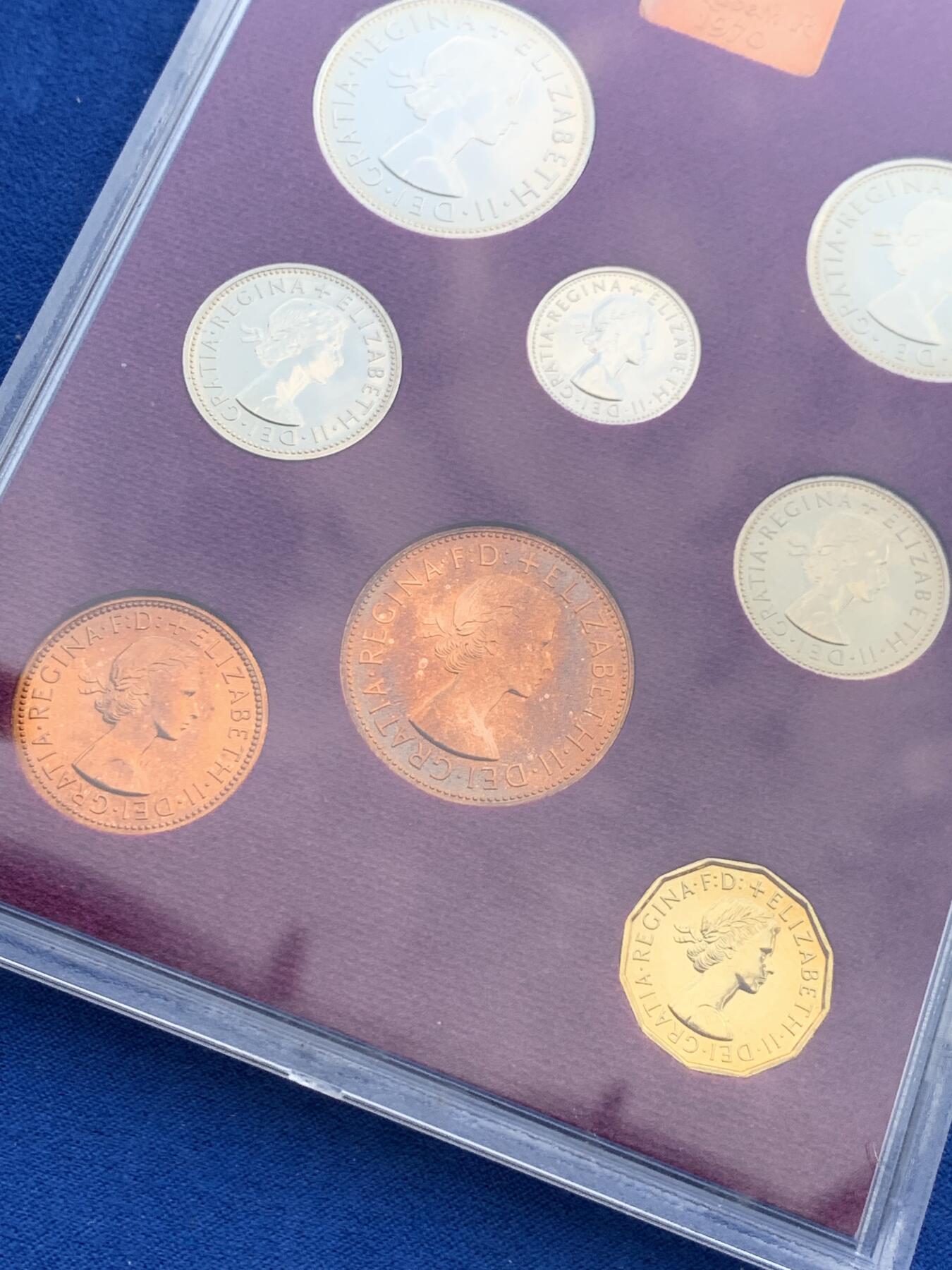 《竞宝斋》第277场- 周日，周一 2场连拍 （全场包邮） 英国伊丽莎白二世1970年精致套币 币制改革前最后一套精制币