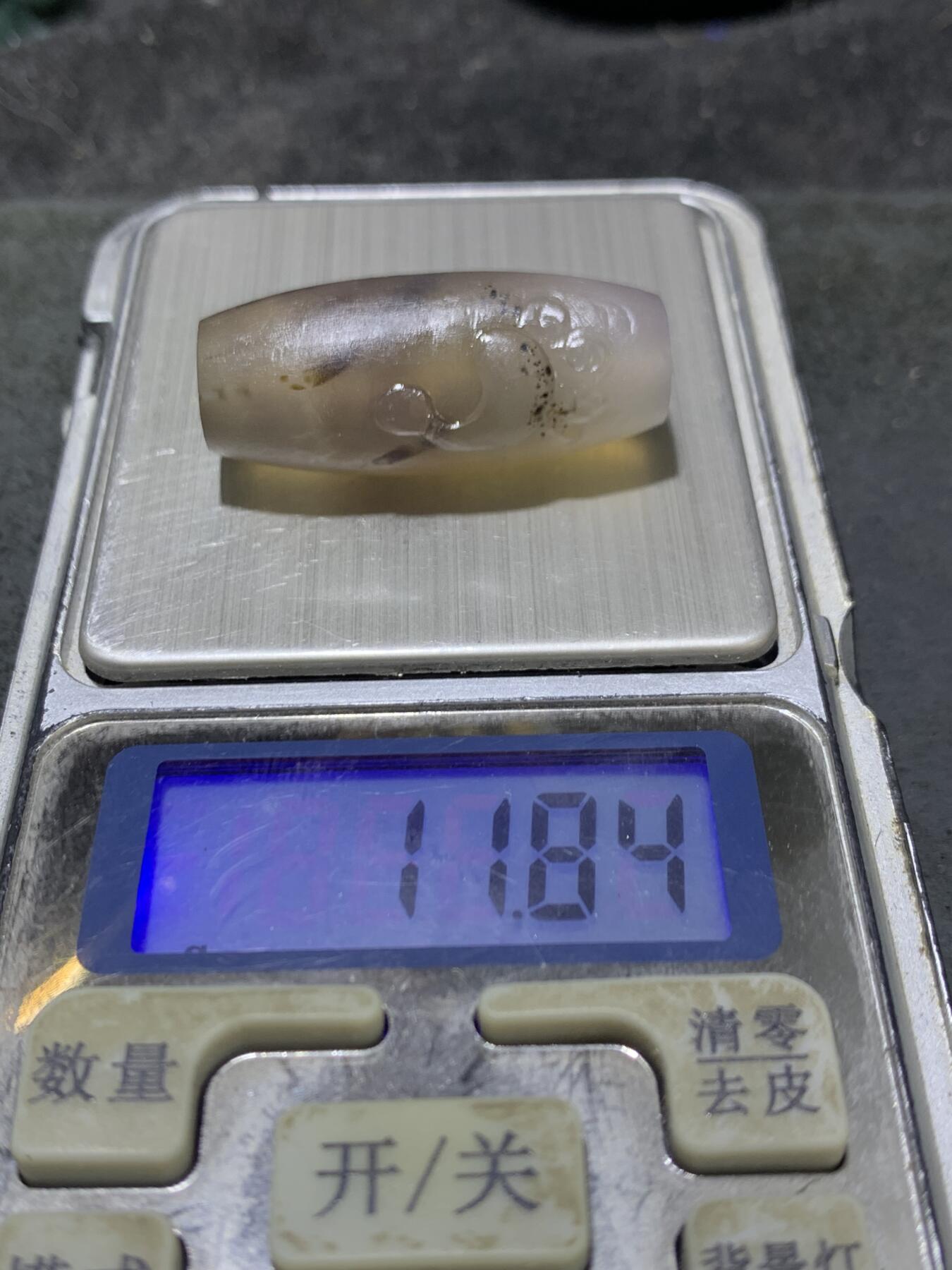 精美亚光高玉化水墨纹俏色海洋玉髓手工雕刻得道成佛意境桶珠一个