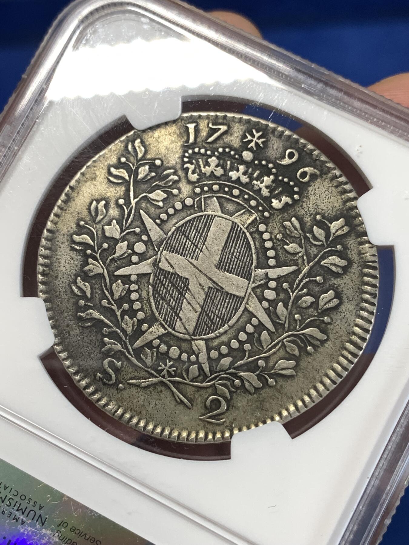 《竞宝斋》第277场- 周日，周一 2场连拍 （全场包邮） NGC XF40 马耳他骑士团1796年 2scuid银币 币面包浆醇厚 历史感十足 很少见的品种