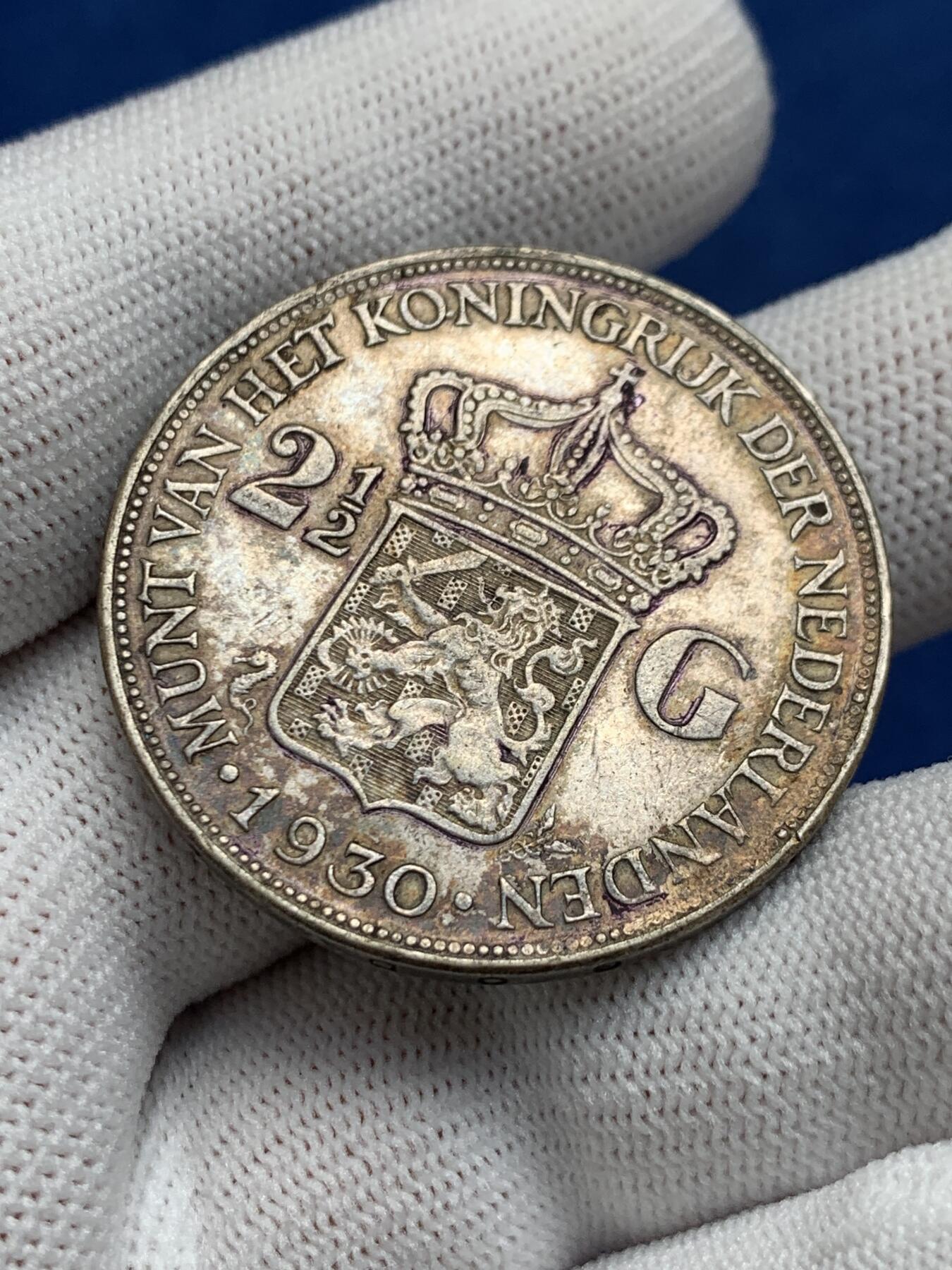 《竞宝斋》第277场- 周日，周一 2场连拍 （全场包邮） 1930年荷兰威廉敏娜2.5盾银币 原味包浆