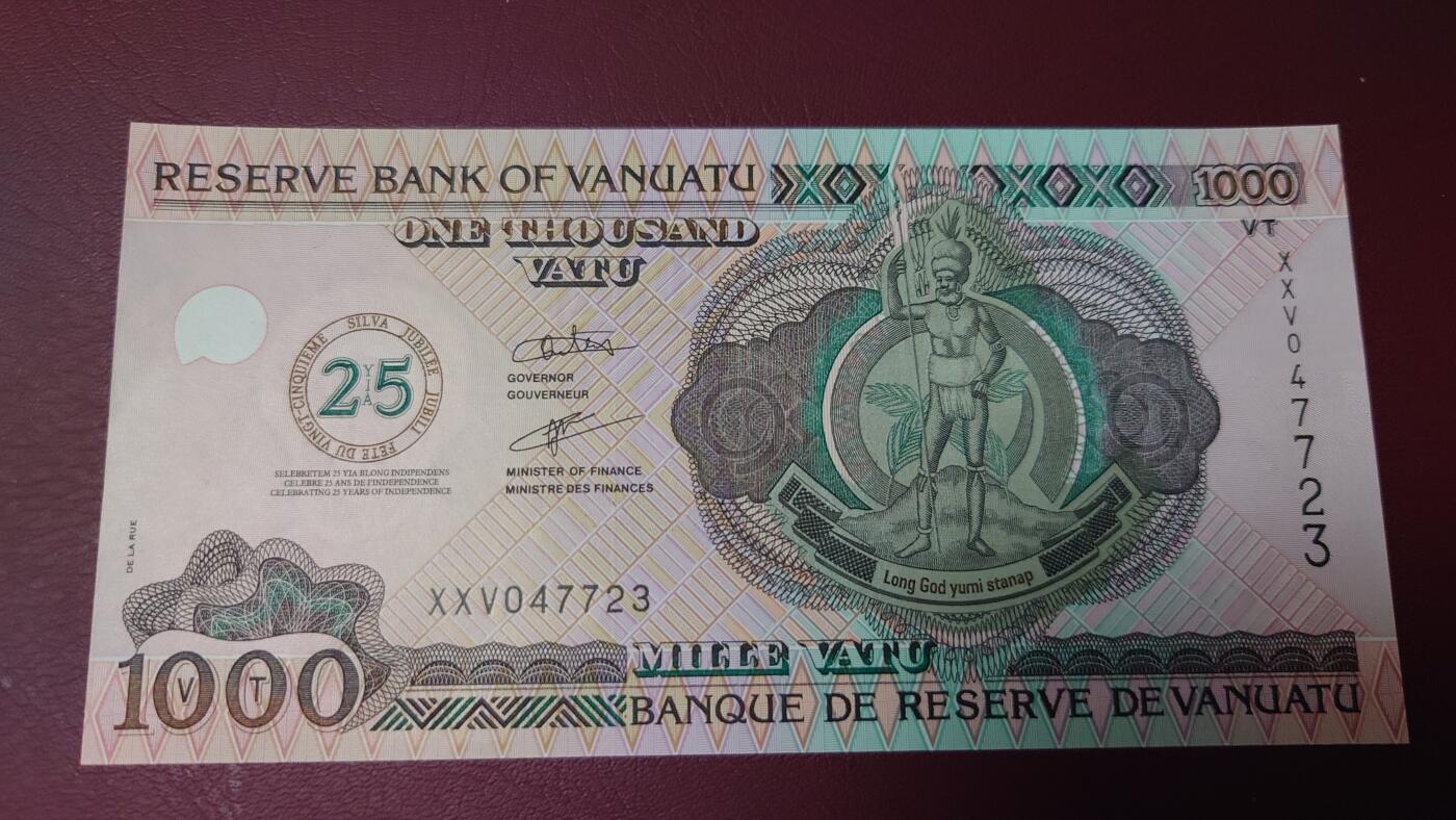 【麦稀奇世界钱币展】精选微拍第113期暨2024年第24期  六月币展新品卖剩存货选购专场 2005年瓦努阿图1000 纪念钞 全新绝品尾号719
