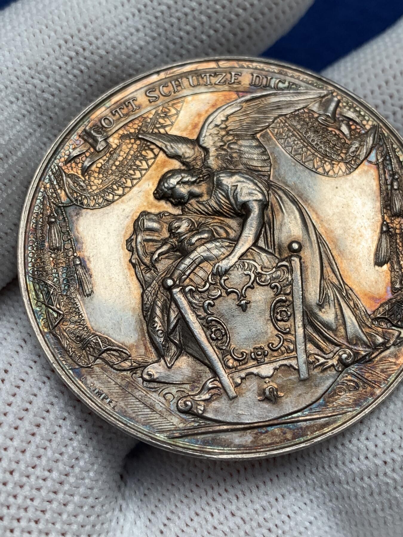 《竞宝斋》第277场- 周日，周一 2场连拍 （全场包邮） 奥地利宗教洗礼银章 41.9mm 22.8克 非常漂亮 细节见图