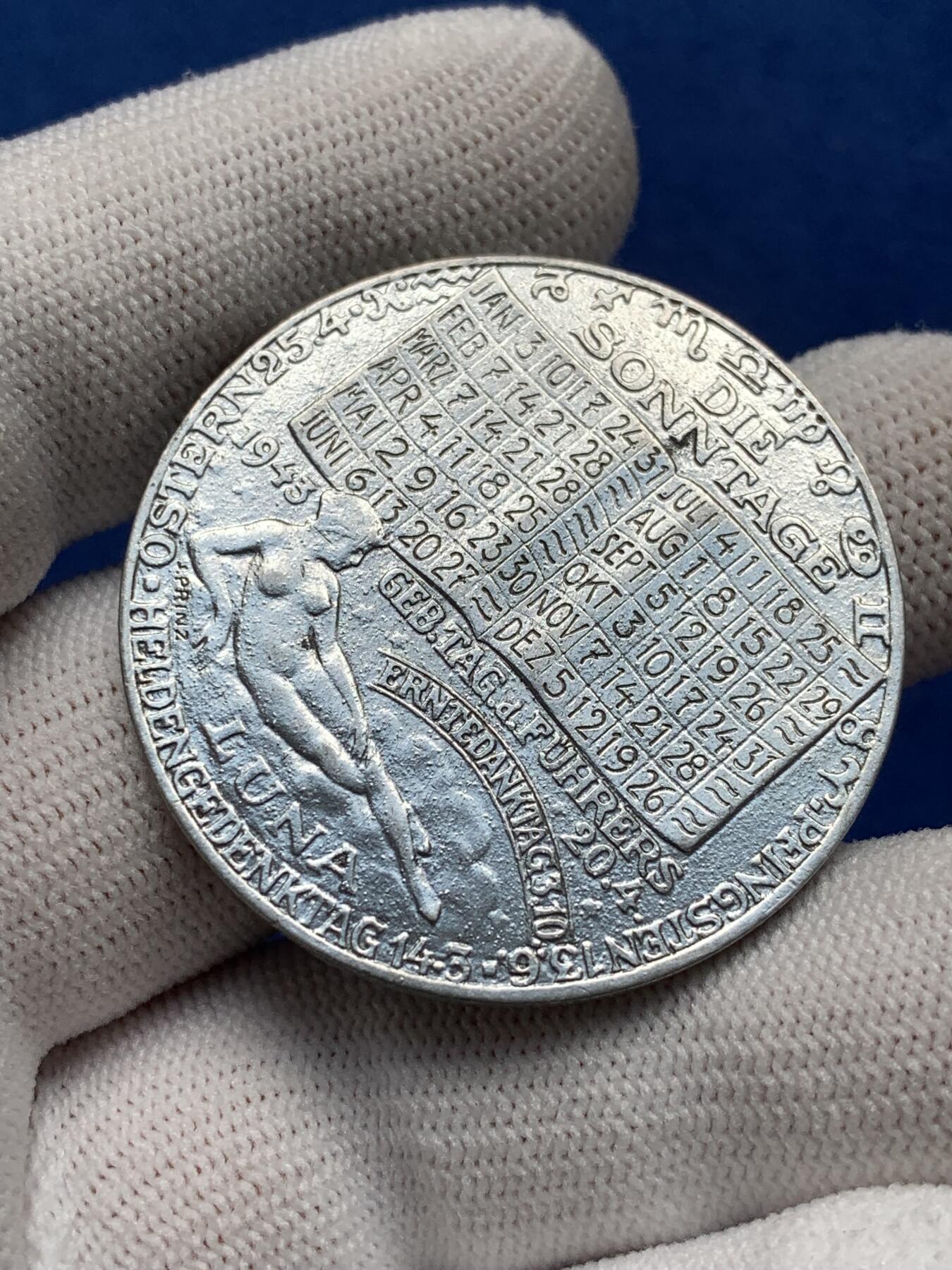 《竞宝斋》第277场- 周日，周一 2场连拍 （全场包邮） 德国 1943 法兰克福 广告代币 17.6克 40.3mm 二战中保留下来不容易 罗马广场的法兰克福背景和王子会议一样 细节见图