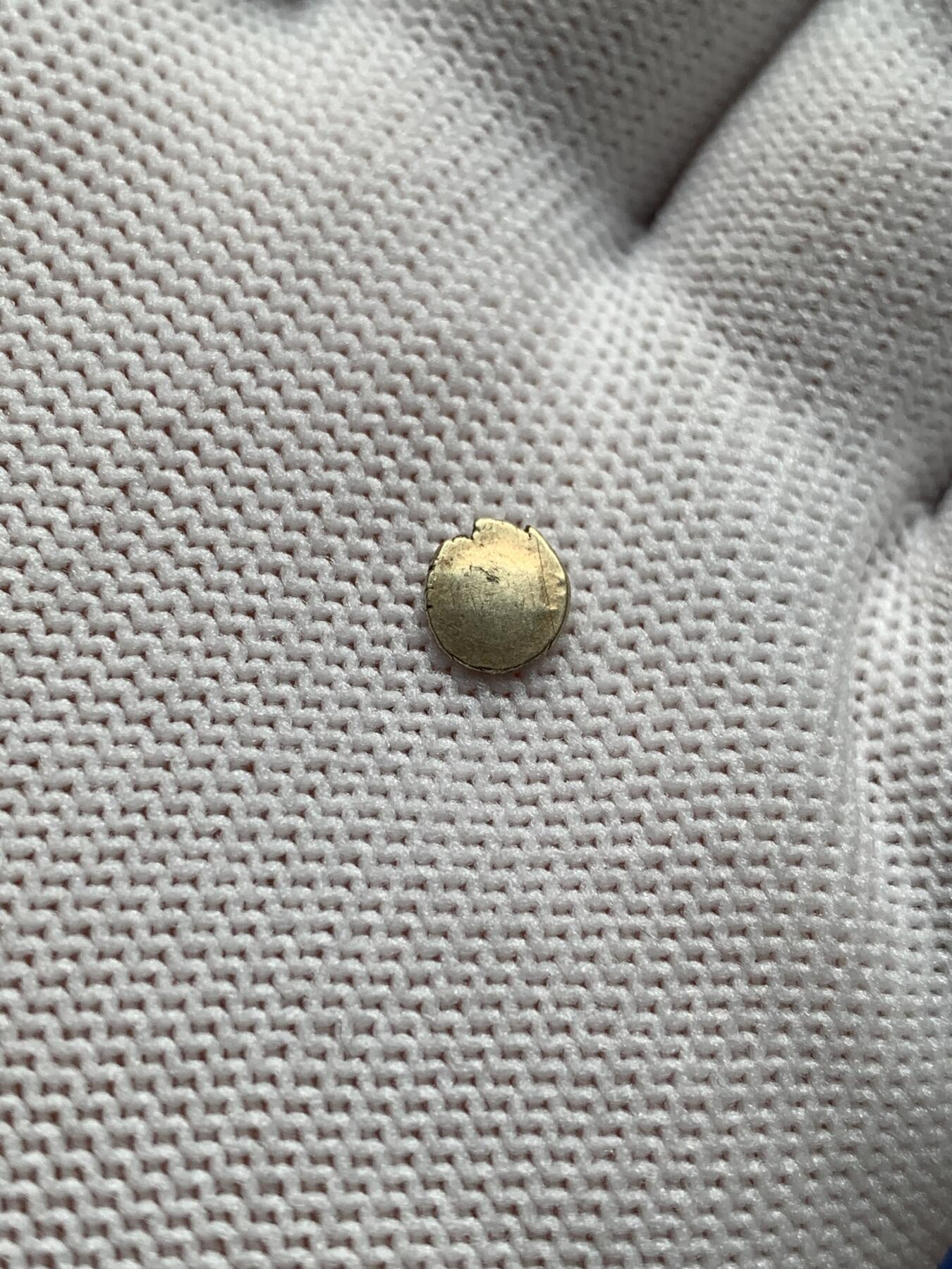 《竞宝斋》第277场- 周日，周一 2场连拍 （全场包邮） 古印度法兰小金币 适合镶嵌做首饰 0.35克