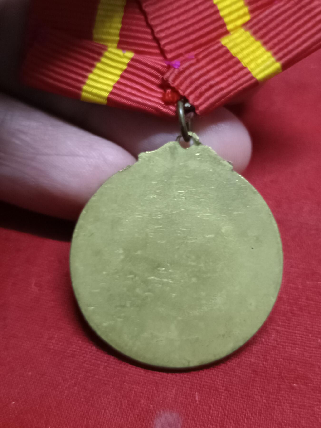 🇨🇳红色纪念～徽章专拍 五六十年代中越友谊纪念章