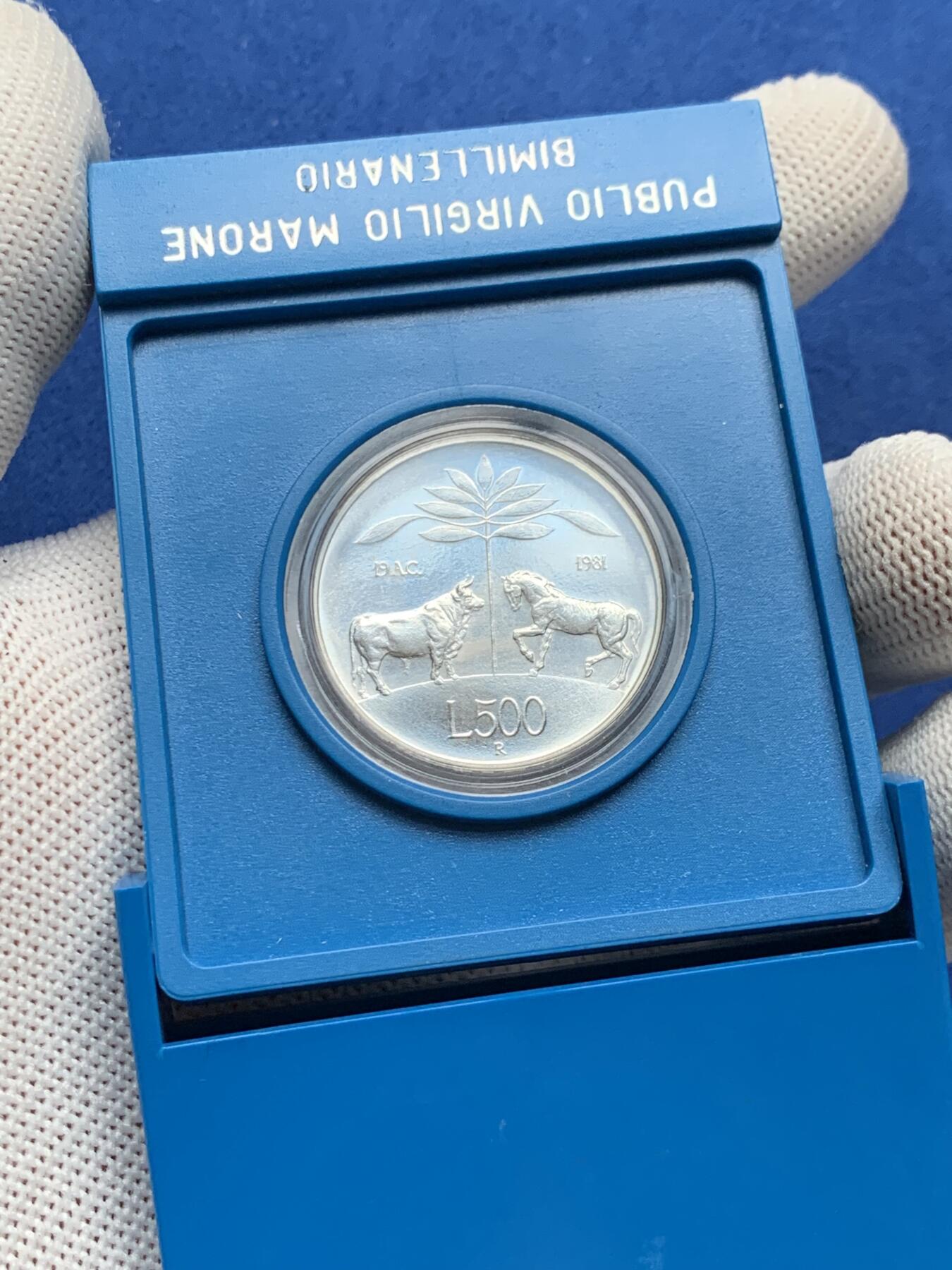 《竞宝斋》第277场- 周日，周一 2场连拍 （全场包邮） 意大利1981年500里拉纪念银币（带原盒）